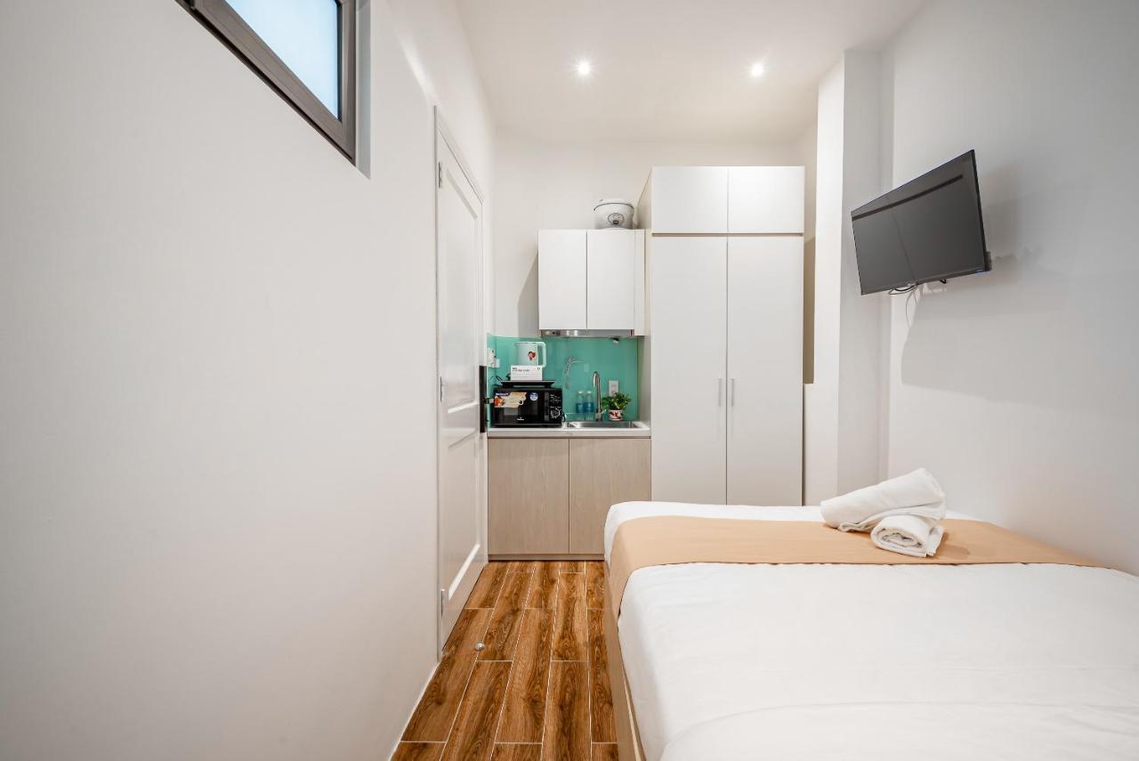 Cozrum Homes - Autumn House 호치민 외부 사진